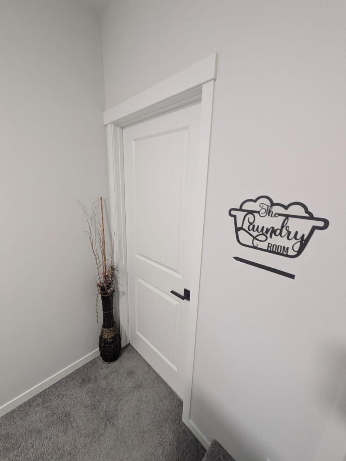 Edith Gate Luxe Bedroom 2 Homestay *
